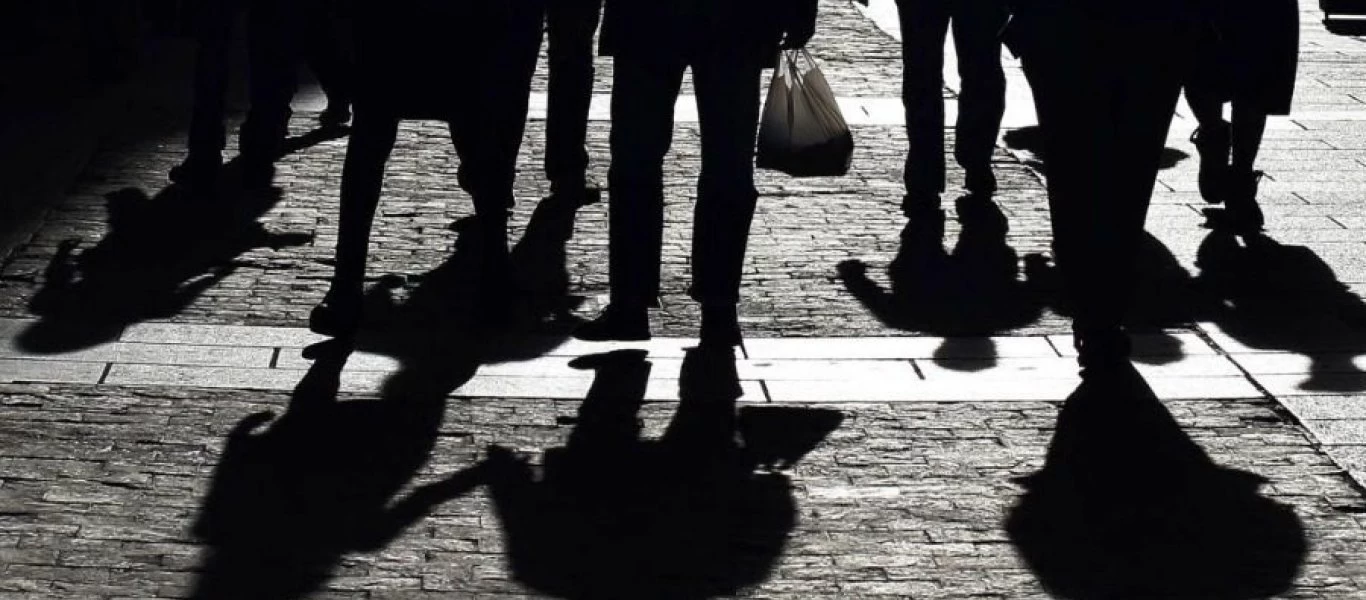 «Σφαγή» ΣΥΡΙΖΑ-ΝΔ για την μεσαία τάξη: «Δίνουμε πίσω ότι πήραν» - «Δώστε πρώτα ότι πήρατε επί 1,5 χρόνο»